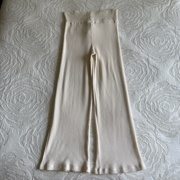 The Good Alma - Clary Sage Organic Cotton Lounge Waffle Pants - Cream - Picture 11 of 13